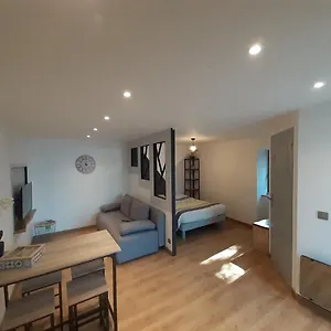 Le Menascle Appartement