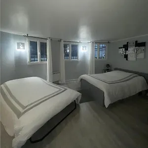 https://beau-studio-meuble-2min-du-moulin-rouge.fr-paris.fr